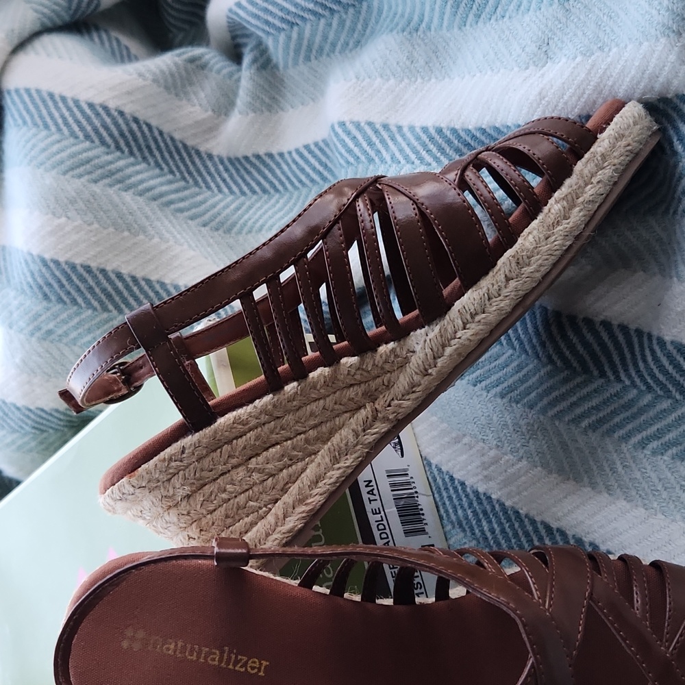 Naturalizer Wedge Sandal - Picture 2 of 5